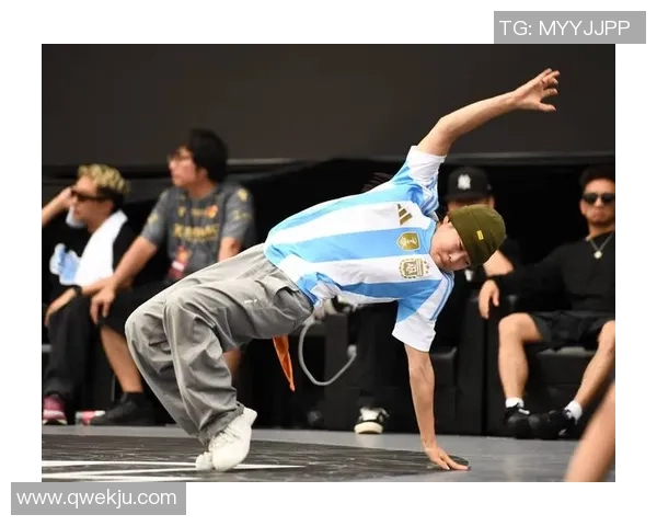 南京街舞队荣登街舞战术排行榜第4名引发热议 南京街舞队荣登街舞战术排行榜第4名引发热议