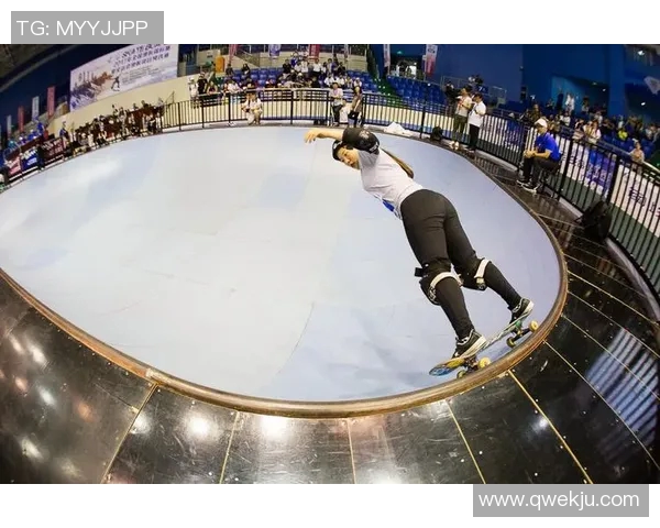 广州滑板队在世界滑板锦标赛中以60分稳居积分榜首位