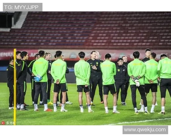 南京足球队运营分析:成功经验与教训的深度剖析与反思 南京足球队运营分析:成功经验与教训的深度剖析与反思