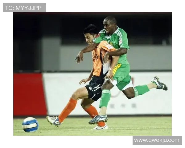 马丁内斯:从足球场上的传奇到生活中的启示与奋斗之路